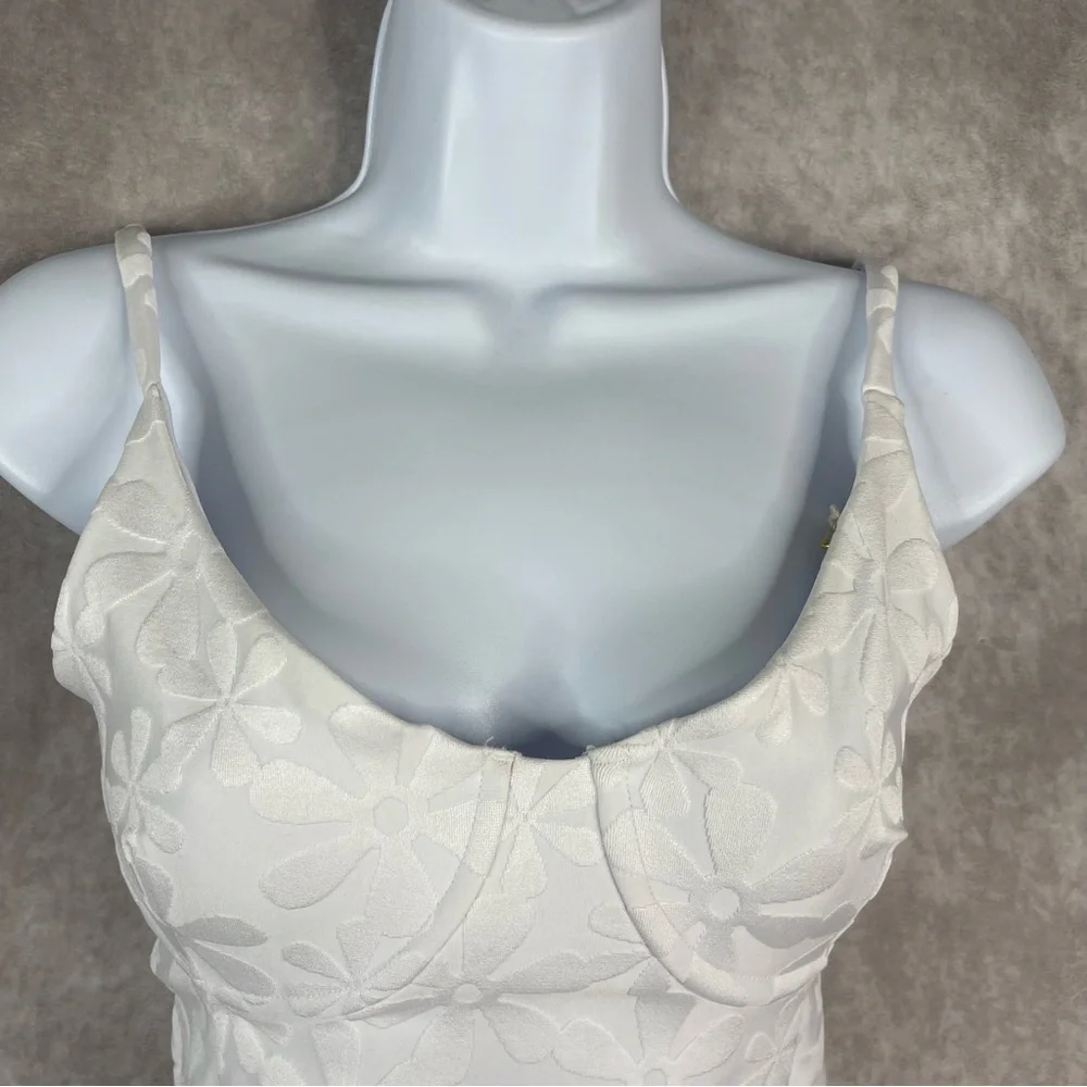 Kenny Flowers The Santorini White Floral Jacquard Underwire One Piece NWT - Picture 8 of 10